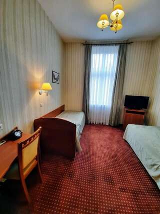 Отель Aneks Hotelu Kazimierz Краков Двухместный номер с 2 отдельными кроватями-1